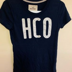 Women’s Hollister T Shirt • Short Sleeves Crewneck• Navy Blue w White HCO Logo